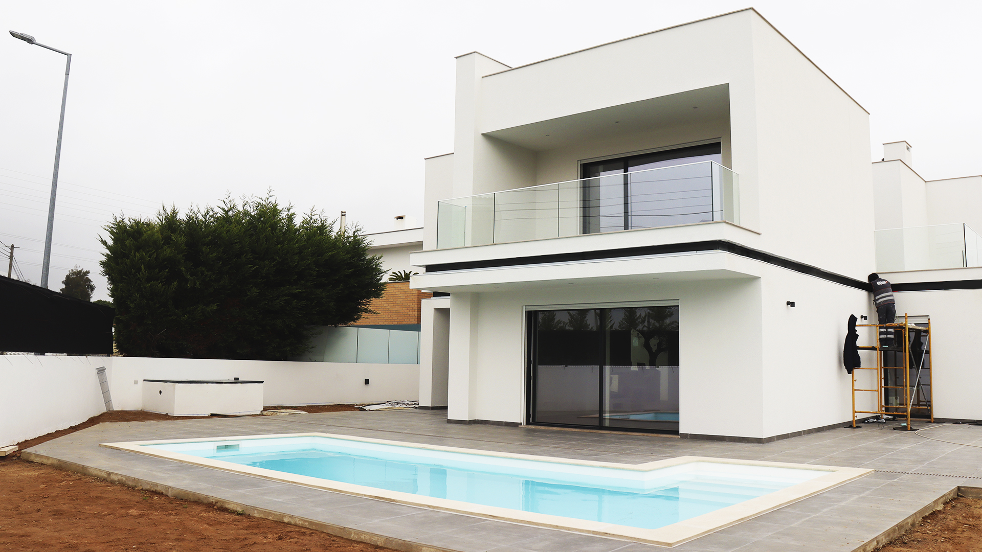 Estrutura de moradia em construção — Amplitude Urbana